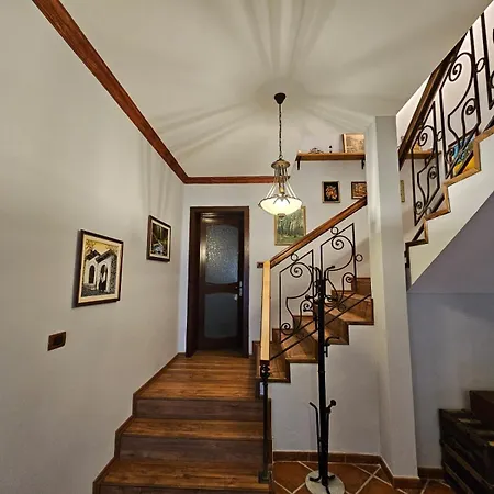 Dani Near Castle And Old Bazar فيلة *